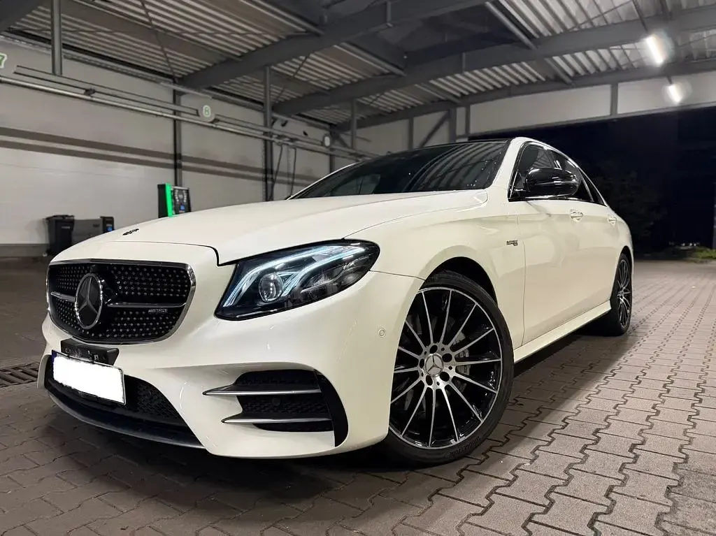 Gebraucht Mercedes E43 AMG AMG 401 PS (294 kW) 2016 Weiß Limousine