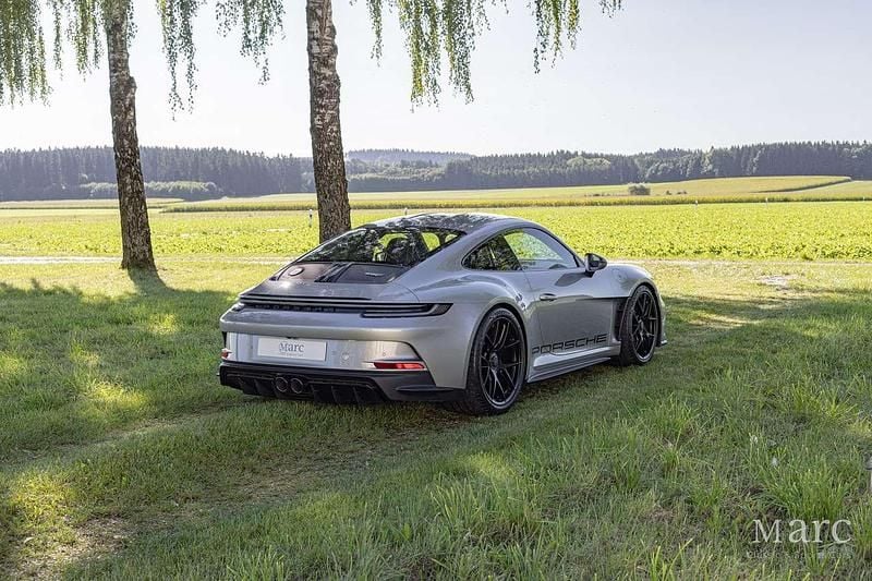 Gebraucht Porsche 992 525 PS (386 kW) 2024 Silber Coupé