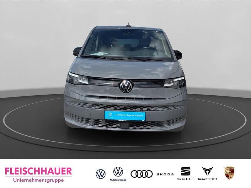 Usado VW Multivan Basis 150 HP (110 kW) 2023 Cinzento Monovolume
