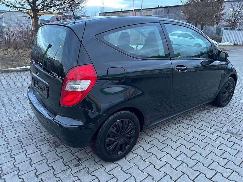 Gebraucht Mercedes A160 95 PS (69 kW) 2010 Schwarz Limousine