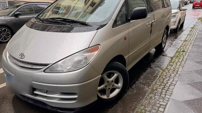Gebraucht Toyota Previa 156 PS (114 kW) 2000 Silber Van / Kleinbus