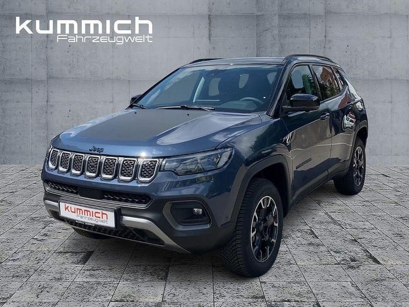Blau Neu 2025 Jeep Compass SUV | 44.000 € - Bild 1/4