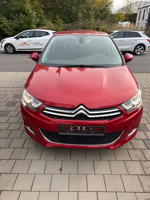 Rot Gebraucht 2017 Citroën C4 Start Limousine | 6.900 € (Fairer Preis) - Bild 1/4