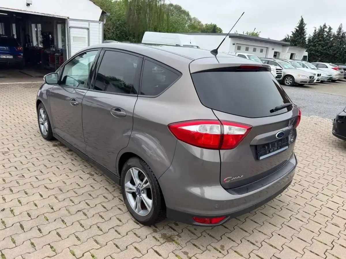 Używany Ford C-MAX SYNC Edition 125 KM (91 kW) 2014 Brązowy Minivan