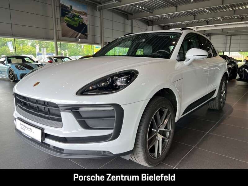 Carraraweißmetallic Gebraucht 2024 Porsche Macan SUV | 77.900 € - Bild 1/4