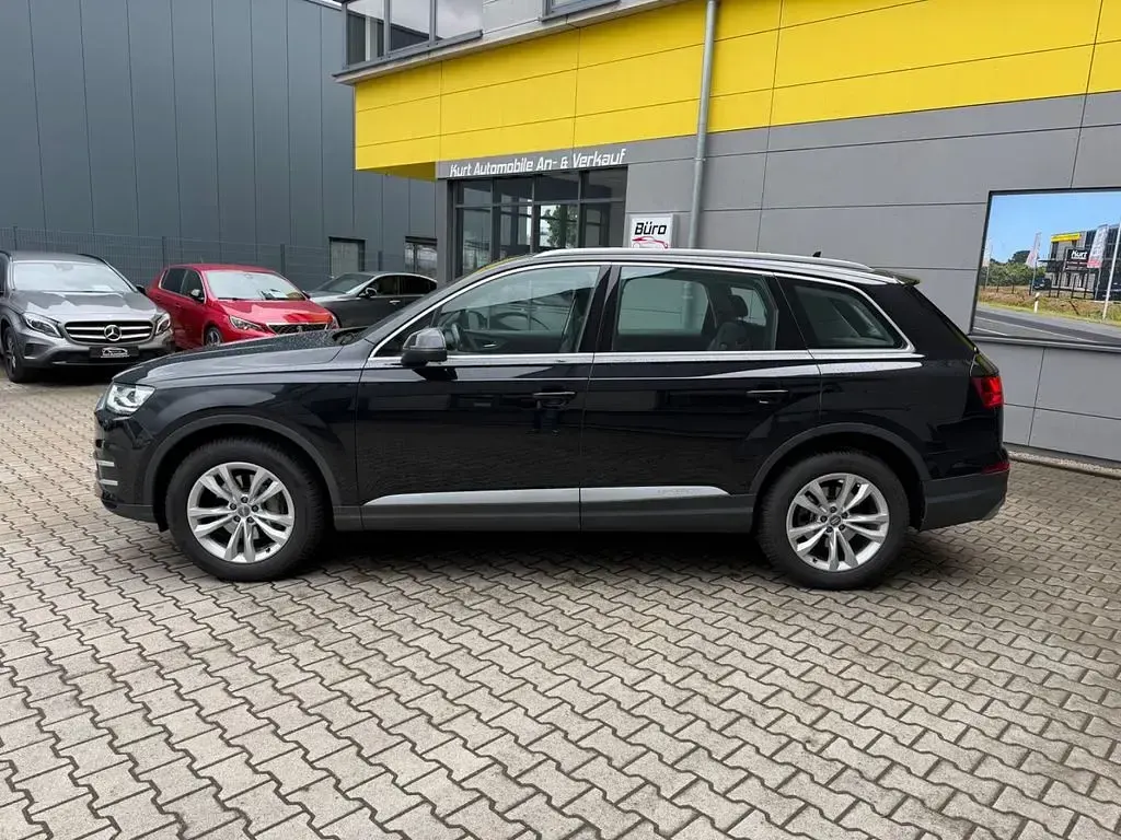 Gebraucht Audi Q7 Ambiente 272 PS (200 kW) 2017 Schwarz SUV