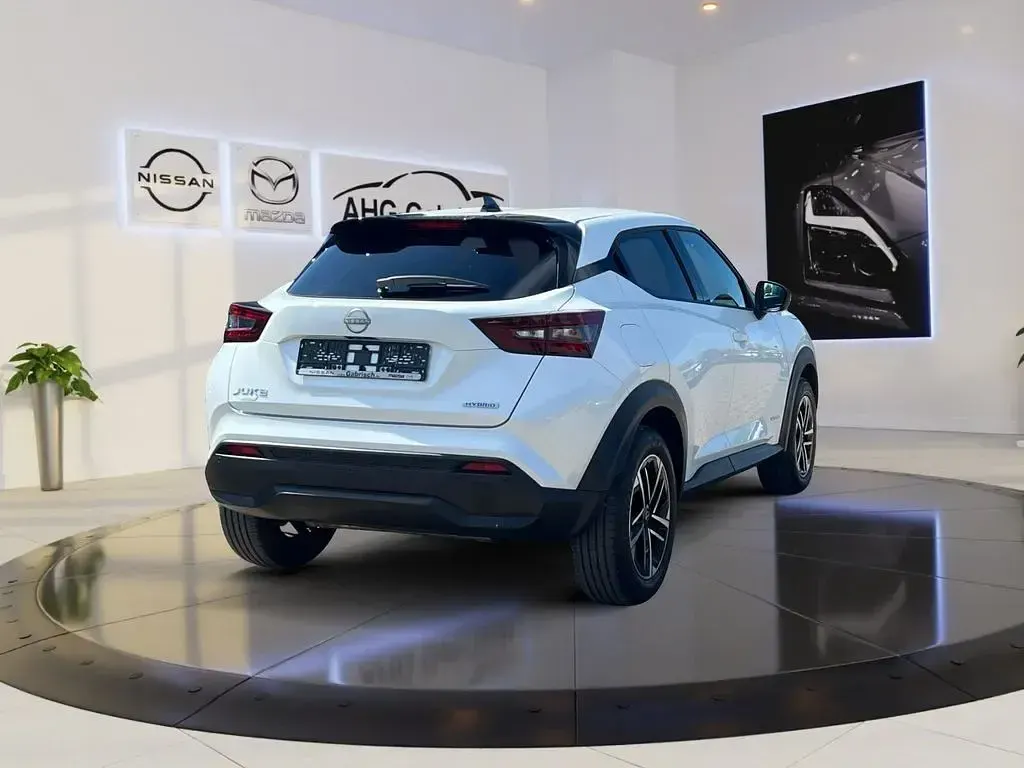 Gebraucht Nissan Juke N-Connecta 143 PS (105 kW) 2024 Weiß SUV