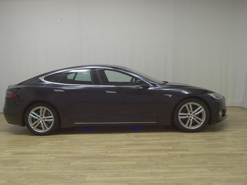 Schwarz Gebraucht 2017 Tesla Model S Kleinwagen | 24.480 € (Superpreis) - Bild 1/4
