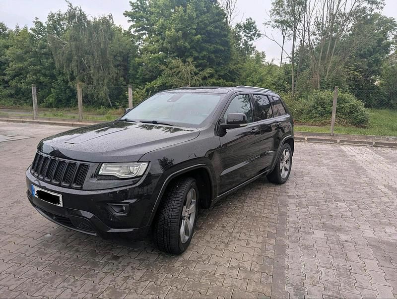 Schwarz Gebraucht 2014 Jeep Grand Cherokee Overland SUV | 12.500 € (Guter Preis) - Bild 1/4