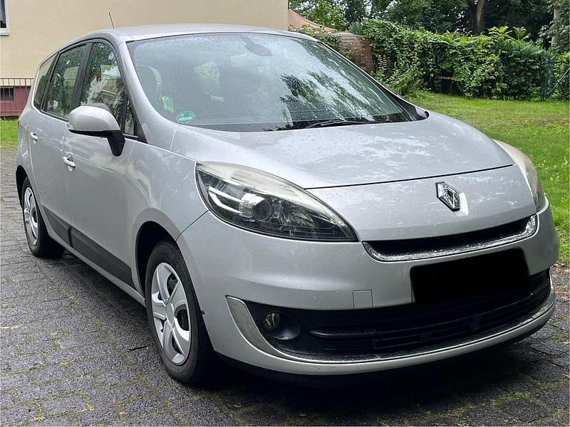 Grau Gebraucht 2012 Renault Scénic III Van / Kleinbus | 4.850 € (Guter Preis) - Bild 1/4