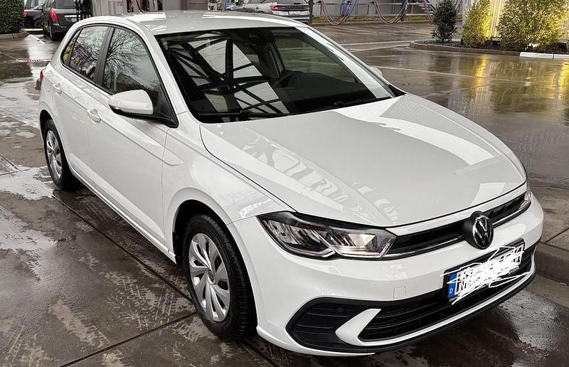 Weiß Gebraucht 2022 VW Polo Life Limousine | 14.900 € (Guter Preis) - Bild 1/4