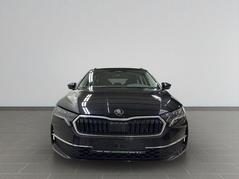 Neu Skoda Octavia Selection 150 PS (110 kW) 2026 Schwarz Kombi