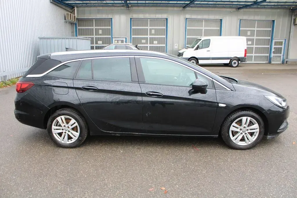 Gebraucht Opel Astra Ultimate 136 PS (100 kW) 2018 Schwarz Kombi