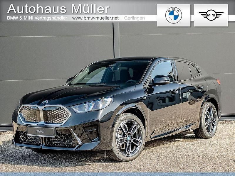 Schwarz Neu 2025 BMW iX2 M Sport SUV | 49.980 € (Guter Preis) - Bild 1/4