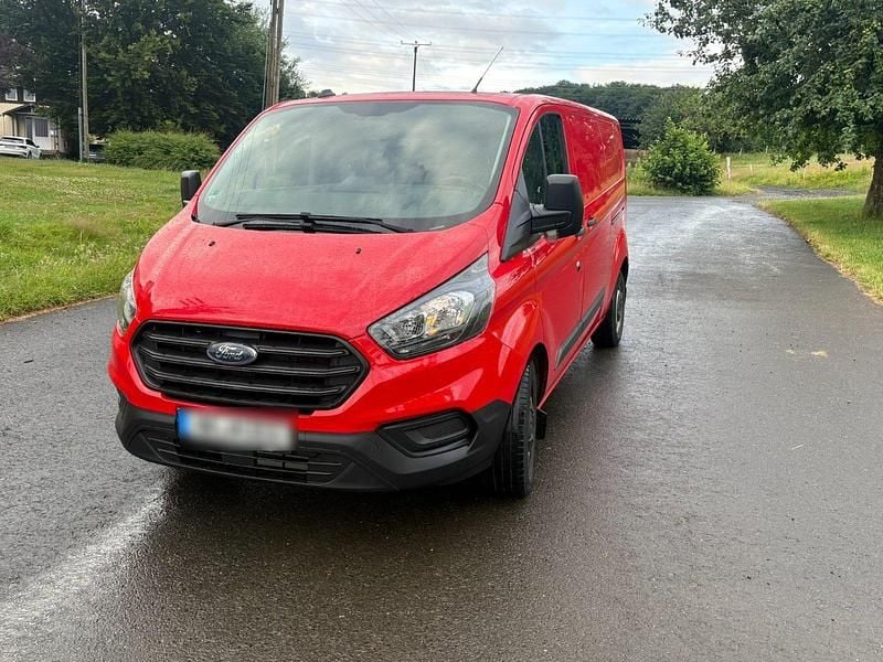 Rot Gebraucht 2020 Ford Transit Van / Kleinbus | 16.999 € (Superpreis) - Bild 1/4
