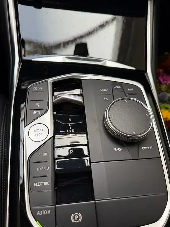 Gebraucht BMW 320e 204 PS (150 kW) 2022 Schwarz Limousine
