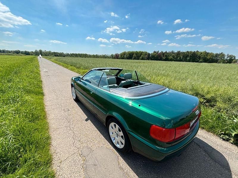 Gebraucht Audi Cabriolet 125 PS (91 kW) 1999 Grün Cabrio