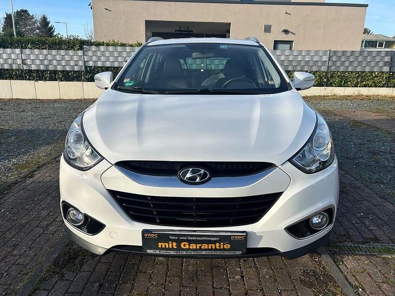 Gebraucht Hyundai ix35 Premium 184 PS (135 kW) 2012 Weiß SUV