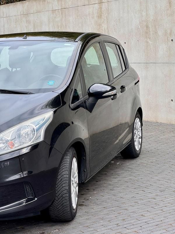 Usata Ford B-MAX 101 CV (74 kW) 2013 Nero Monovolume