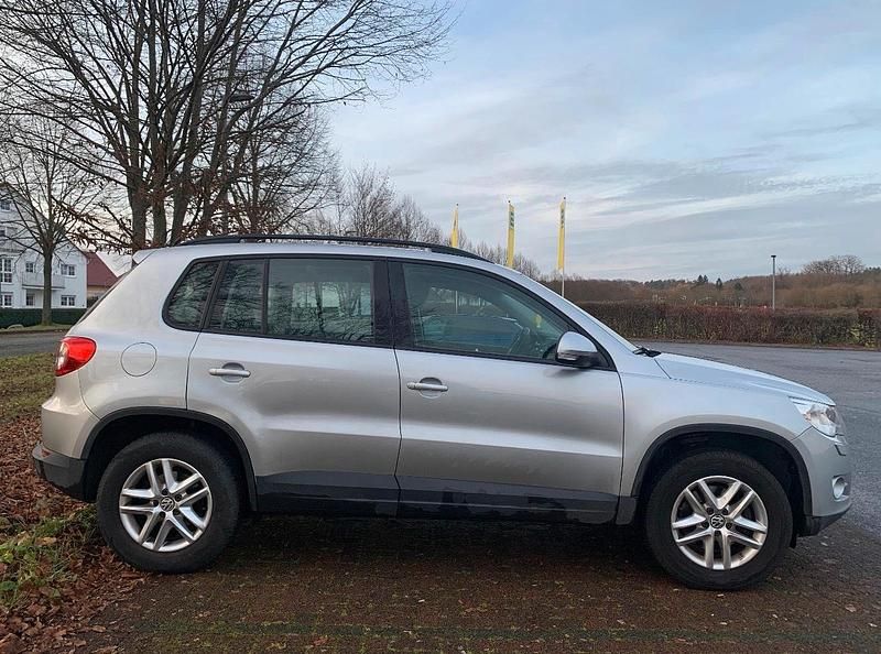 Gebraucht VW Tiguan 150 PS (110 kW) 2010 Silber SUV