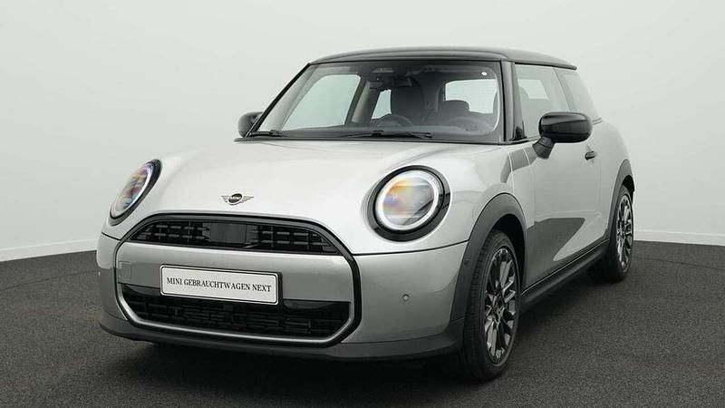 Grau Gebraucht 2024 Mini Cooper Classic Kleinwagen | 23.042 € (Superpreis) - Bild 1/4