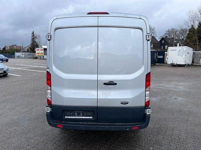 Gebraucht Ford Transit Trend 125 PS (91 kW) 2016 Silber Limousine