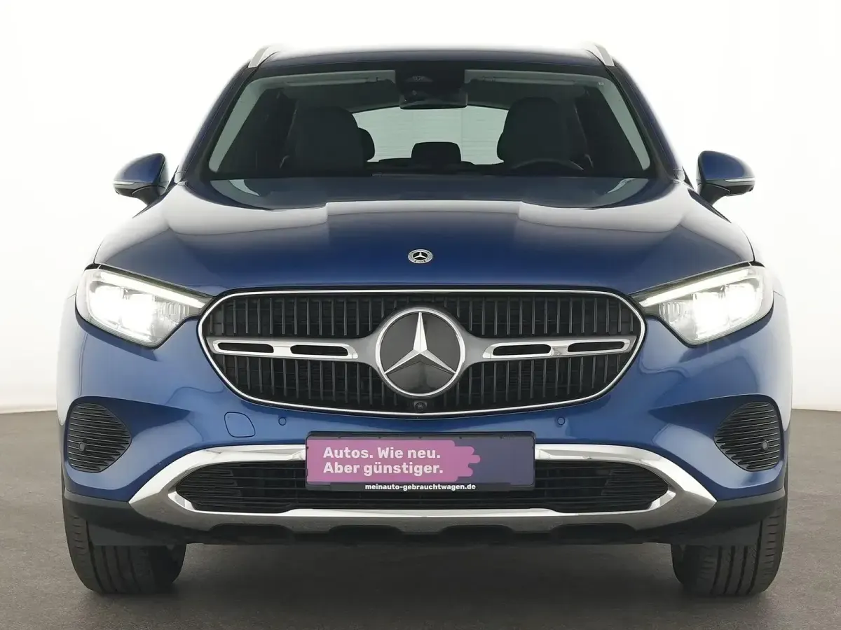 Gebraucht Mercedes GLC300 Avantgarde 269 PS (197 kW) 2024 Spektralblau SUV