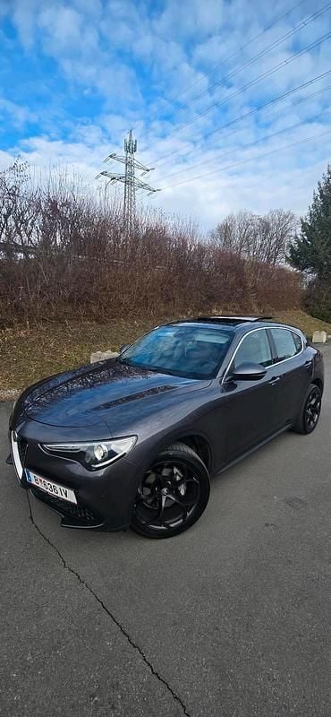 Gebraucht Alfa Romeo Stelvio Super 280 PS (205 kW) 2018 Grau SUV