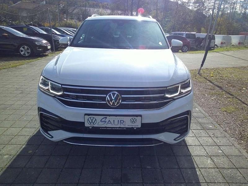 Gebraucht VW Tiguan R-line 200 PS (147 kW) 2020 Pure white SUV
