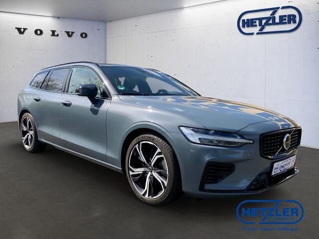 Gebraucht Volvo V60 Plus 398 PS (292 kW) 2024 Thunder grey / metallic Kombi