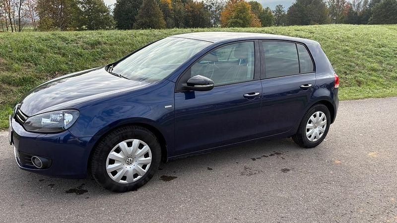 Blau Gebraucht 2012 VW Golf VI Match Limousine | 3.990 € (Superpreis) - Bild 1/4