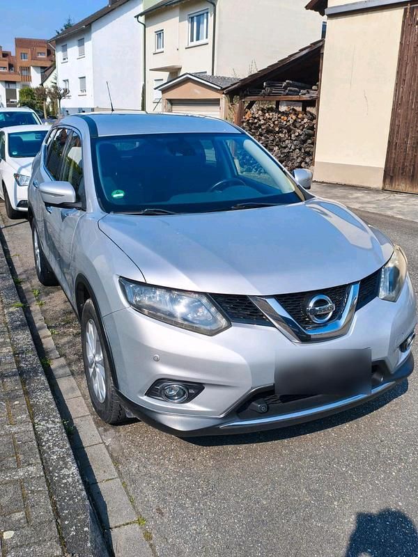 Gebraucht Nissan X-Trail 140 PS (102 kW) 2014 Silber SUV