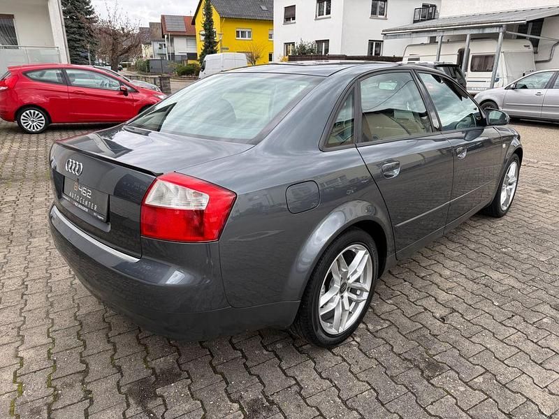 Gebraucht Audi A4 102 PS (75 kW) 2002 Grau Limousine
