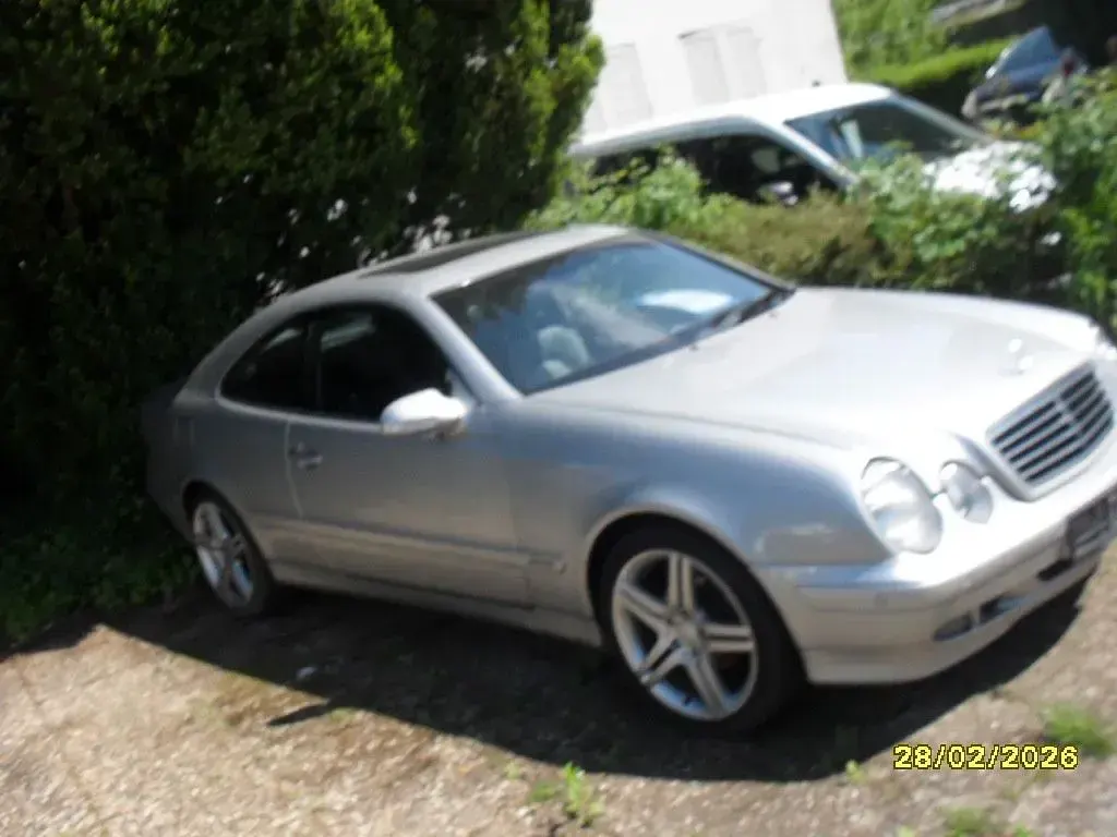 Gebraucht Mercedes CLK230 Avantgarde 197 PS (144 kW) 2001 Silber