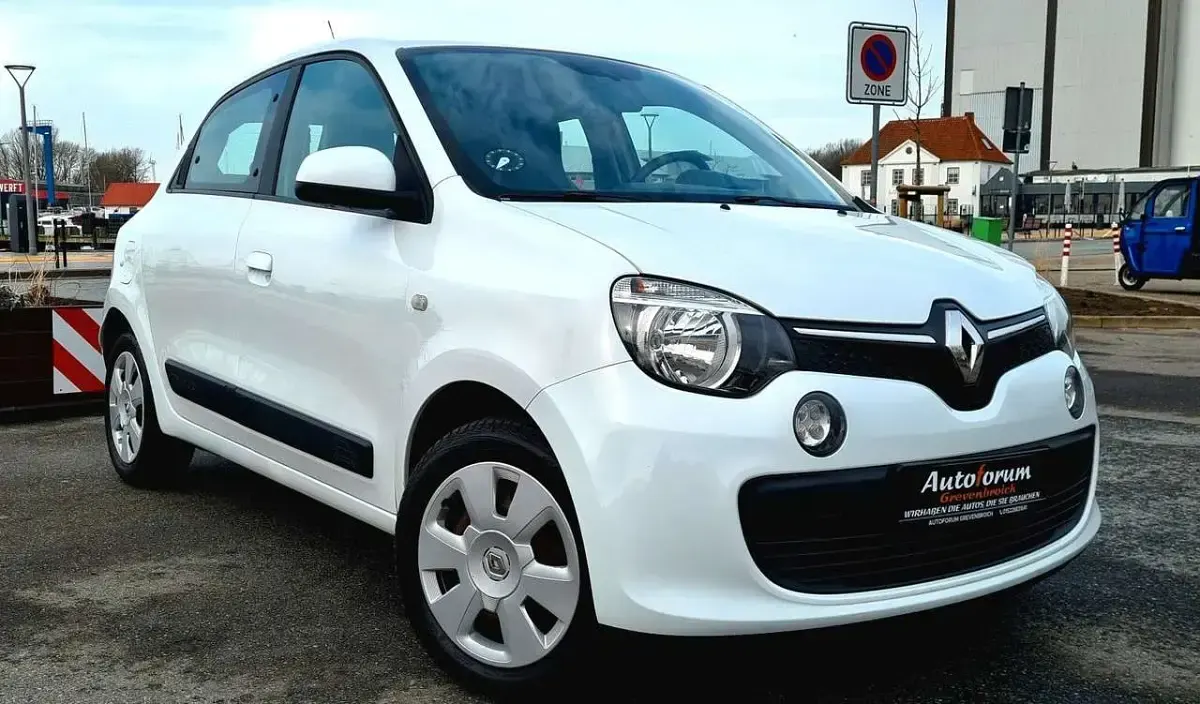 Gebraucht Renault Twingo LIMITED 71 PS (52 kW) 2018 Weiß Kleinwagen