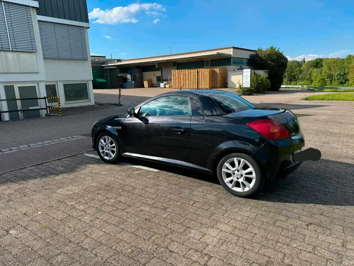 Gebraucht Opel Tigra Enjoy 90 PS (66 kW) 2006 Schwarz Cabrio