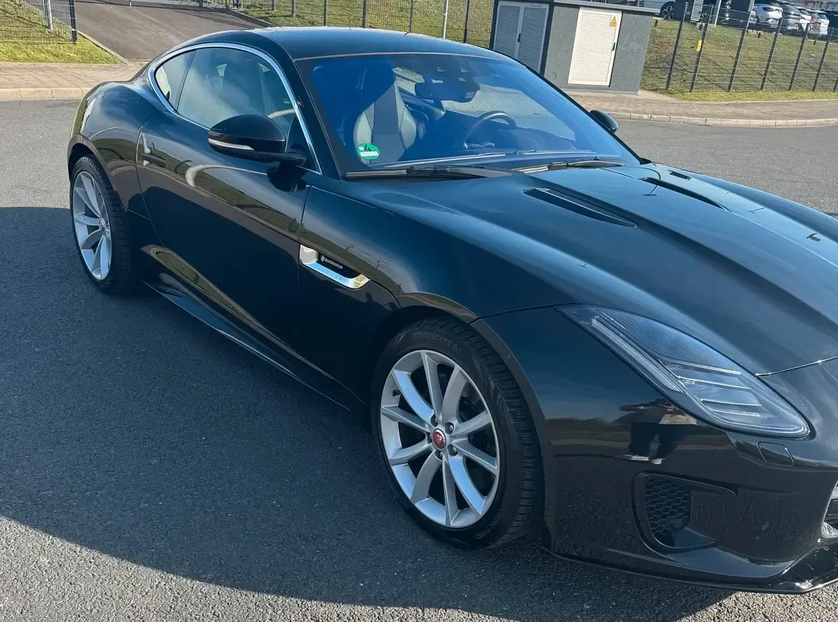 Gebraucht Jaguar F-Type R-Dynamic 300 PS (220 kW) 2018 Coupé