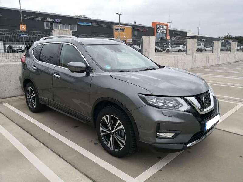 Grau Gebraucht 2018 Nissan X-Trail N-Connecta SUV | 15.000 € (Superpreis) - Bild 1/4