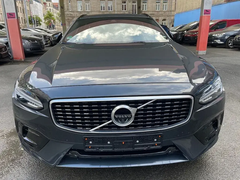 Gebraucht Volvo V90 R-Design 190 PS (139 kW) 2020 Grau Kombi