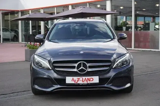 Gebraucht Mercedes C180 Avantgarde 156 PS (114 kW) 2016 Grau Kombi