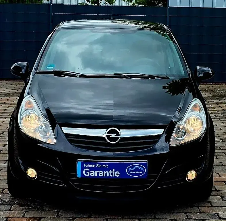 Używany Opel Corsa 80 KM (58 kW) 2007 Czarny Hatchback