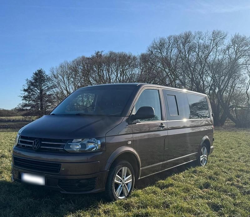Gebraucht VW Transporter California 102 PS (75 kW) 2012 Braun Van