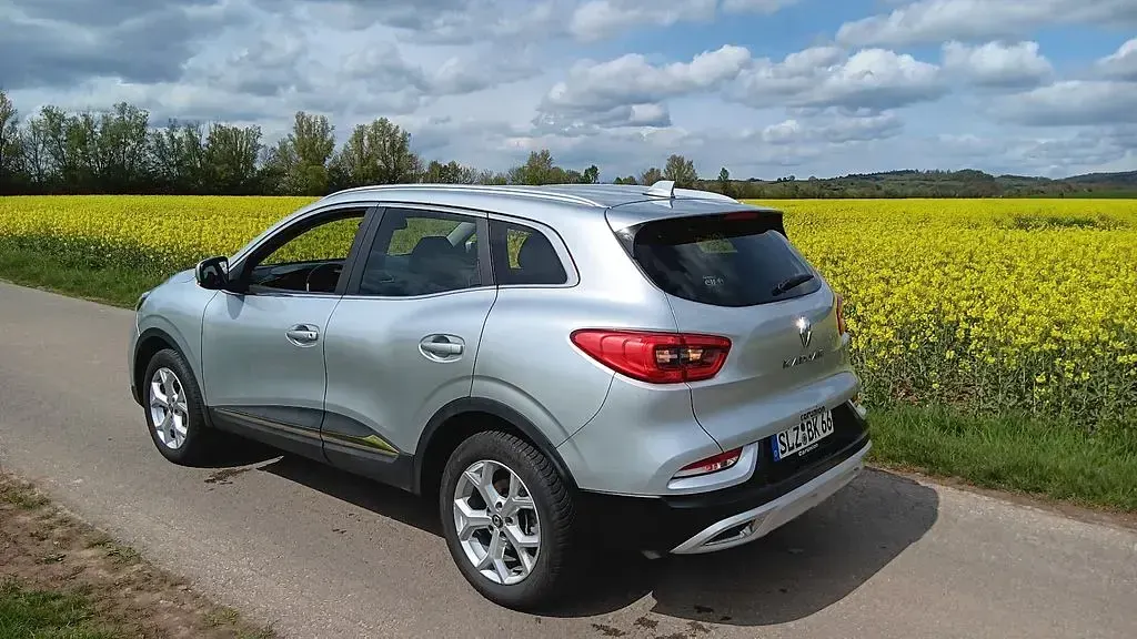 Gebraucht Renault Kadjar Intens 140 PS (102 kW) 2019 Silber SUV