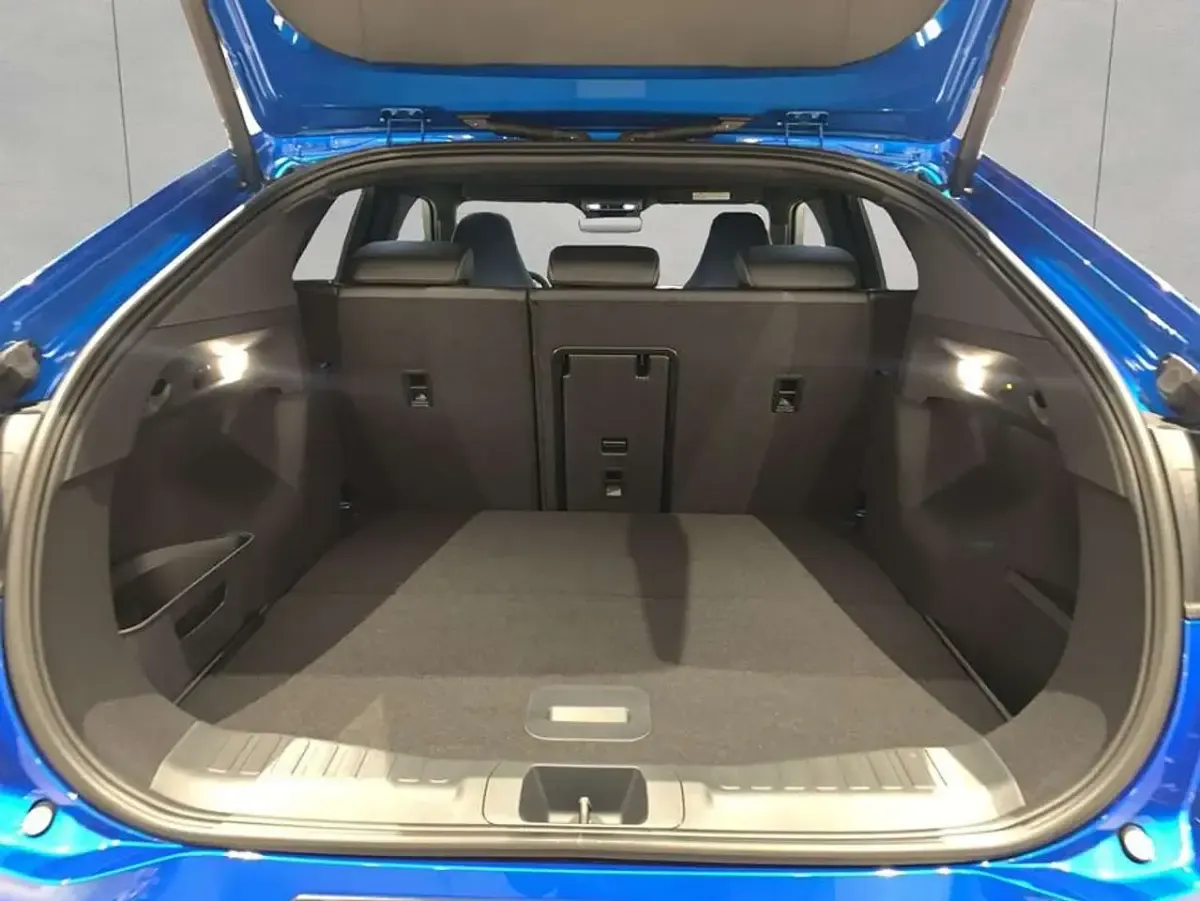 Neu Ford Capri 210 kW (286 PS) 2025 Blau SUV