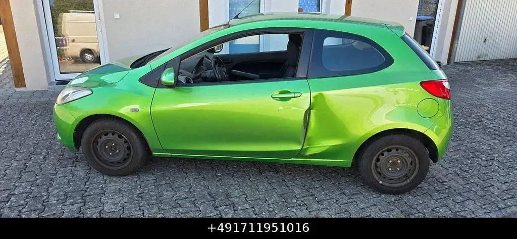 Gebraucht Mazda 2 Inclusive 86 PS (63 kW) 2008 Grün Kleinwagen
