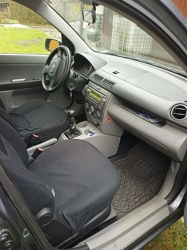 Gebraucht Mazda 2 80 PS (58 kW) 2003 Grau Kleinwagen