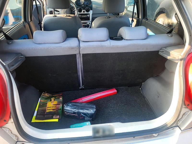 Gebraucht Chevrolet Matiz 67 PS (49 kW) 2009 Silber Kleinwagen