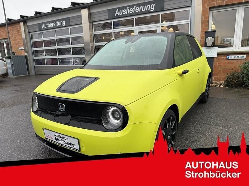 Gelb Gebraucht 2021 Honda e Advance Kleinwagen | 15.949 € (Fairer Preis) - Bild 1/4