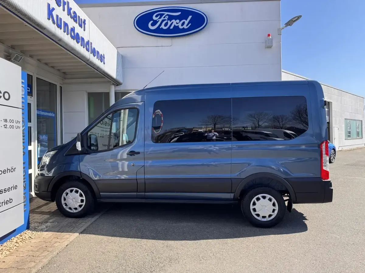 Używany Ford Transit Trend 170 KM (125 kW) 2021 Niebieski Kombi