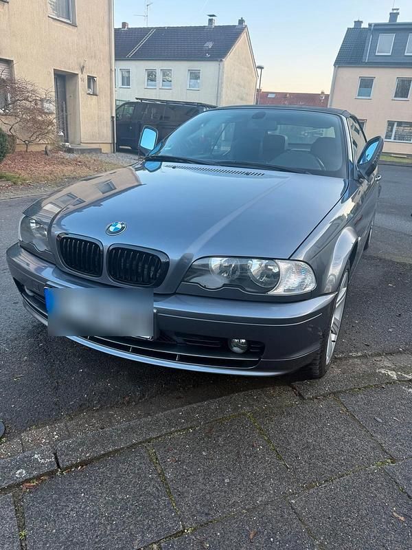 Gebraucht BMW 325 Cabriolet 162 PS (119 kW) 2002 Andere farben Cabrio